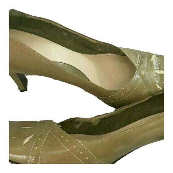 NINE WEST Green Leather Heels Pumps Size 7M Vintage Vibes and Retro Style Y2K - Picture 6 of 8